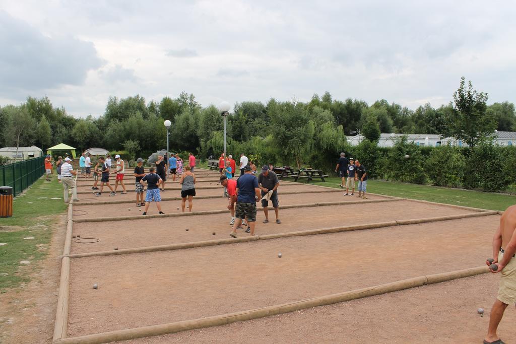 Camping Des Roses Ка Екстериор снимка